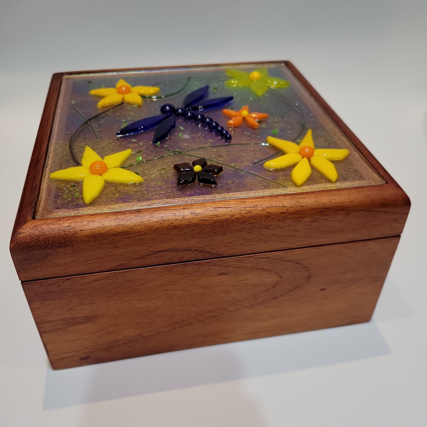 Wooden tea box - Dragonfly design