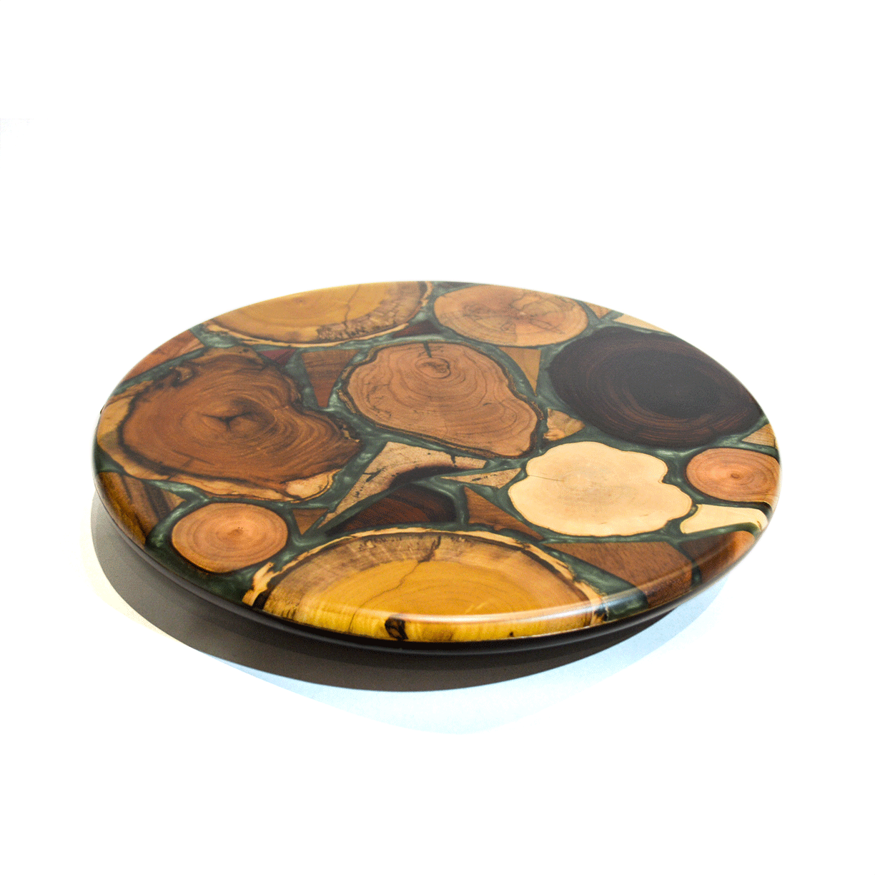 Wooden lazy susan with resin colored in light green - Diameter 14 inches